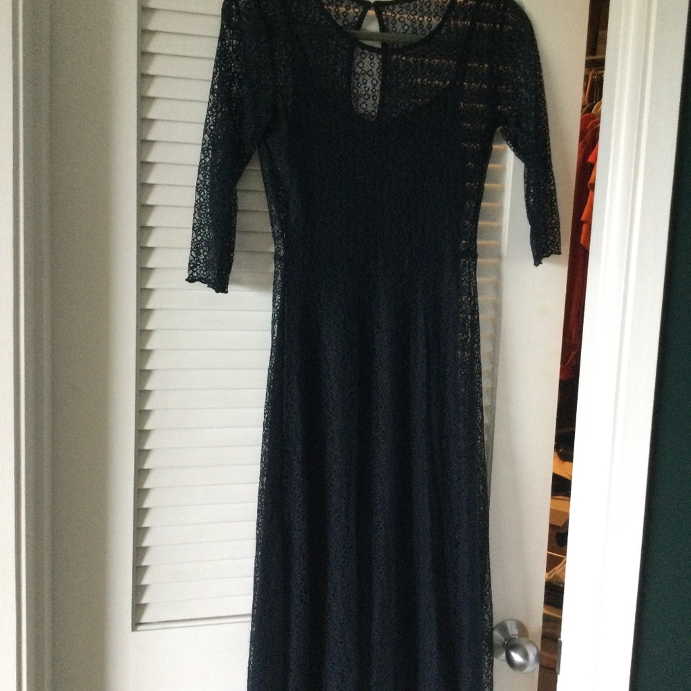 Lace overlay midi dress